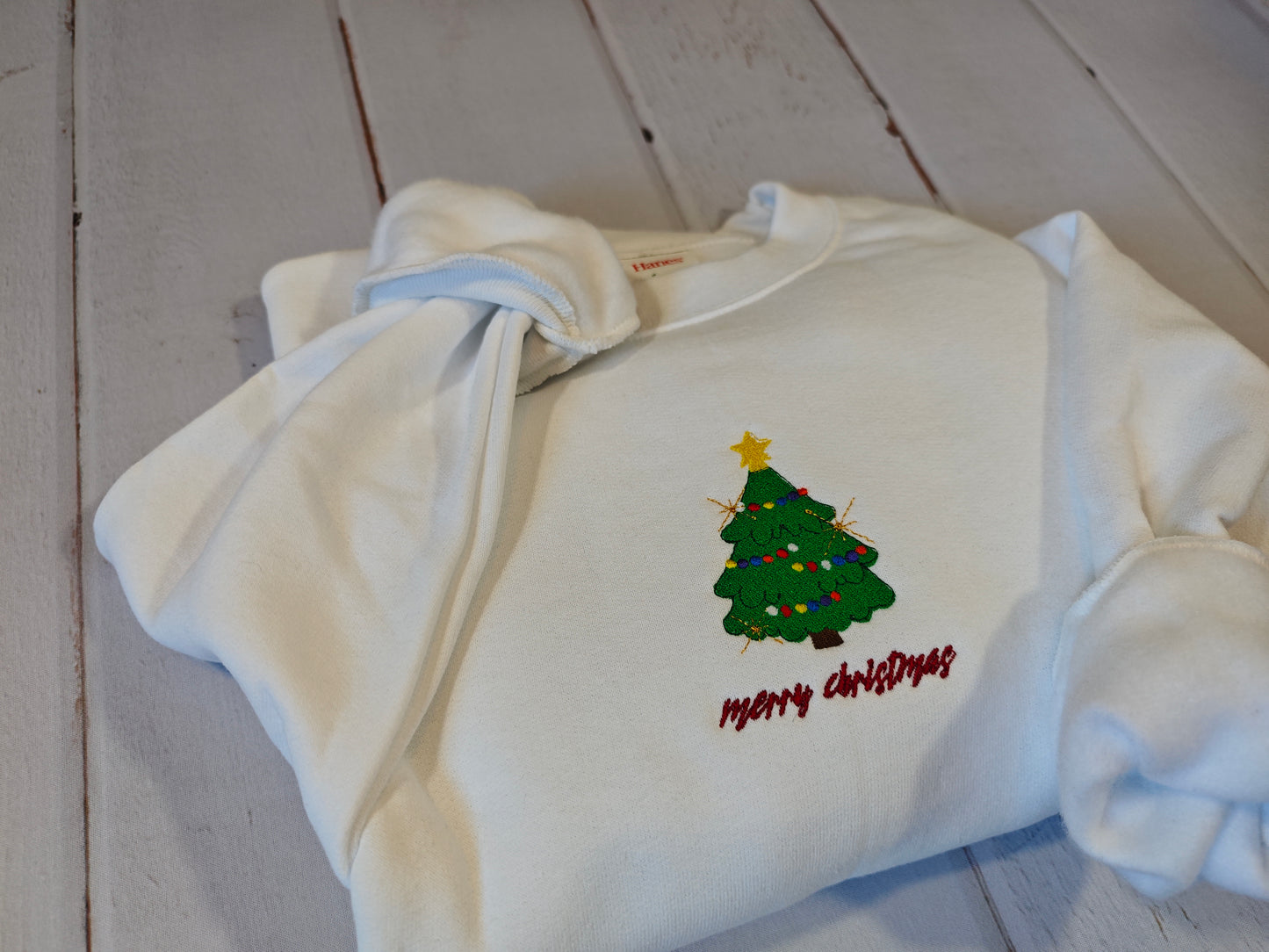 Merry Christmas Crewneck w/ Christmas Tree | Greedy Cat Embroidery