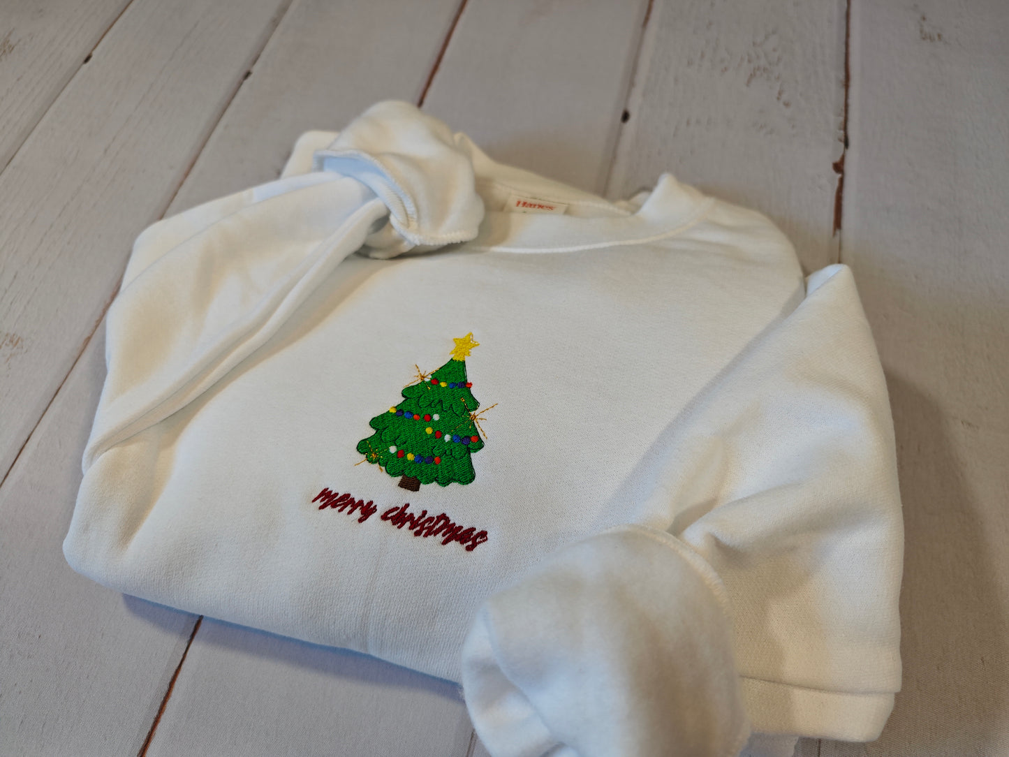 Merry Christmas Crewneck w/ Christmas Tree | Greedy Cat Embroidery